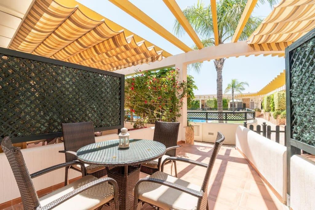 Vila Magnifico Adosado Con Piscina Y Barbacoa Campoamor Exteriér fotografie