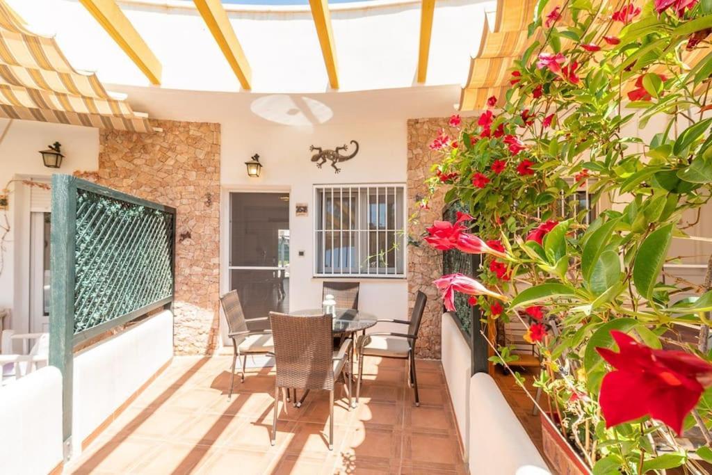 Vila Magnifico Adosado Con Piscina Y Barbacoa Campoamor Exteriér fotografie