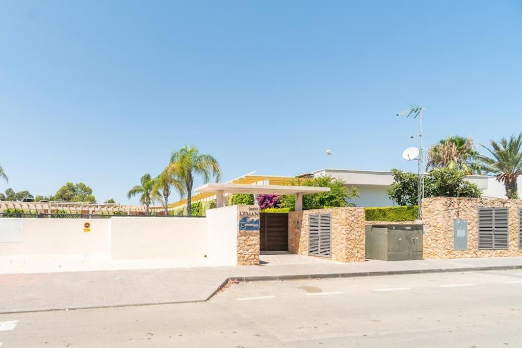 Vila Magnifico Adosado Con Piscina Y Barbacoa Campoamor Exteriér fotografie